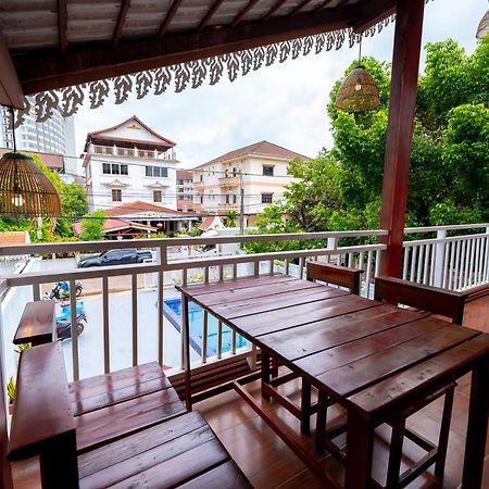 Vientiane Ruby Villa Hotel Екстер'єр фото